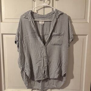 American Eagle Outfitters Gray Striped Tee